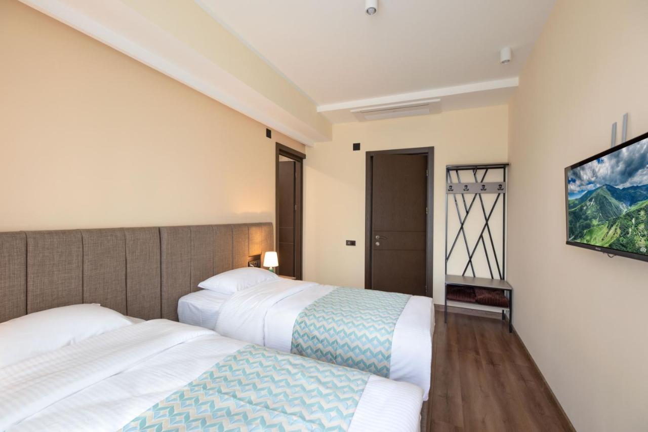 Hotel Takara Dedoplis Tskaro Екстериор снимка
